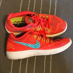 Nike Lunarlon sneakers